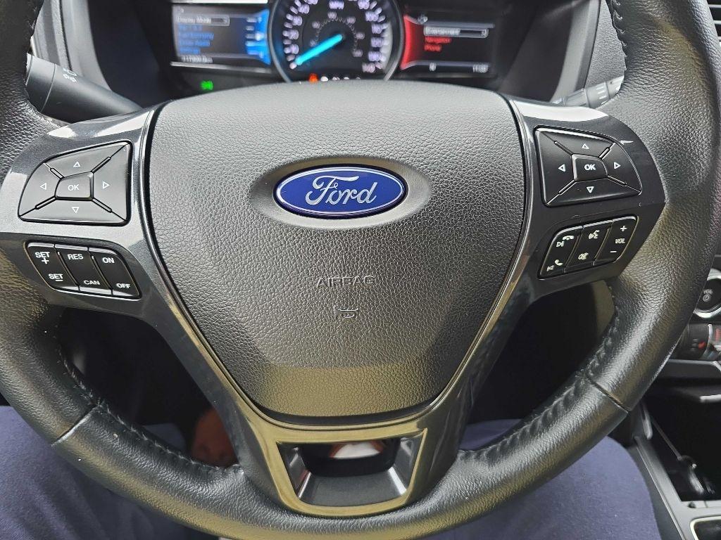 Ford Explorer XLT 4WD 2019