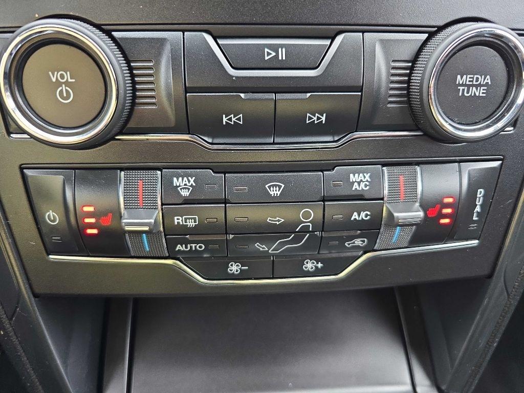 Ford Explorer XLT 4WD 2019