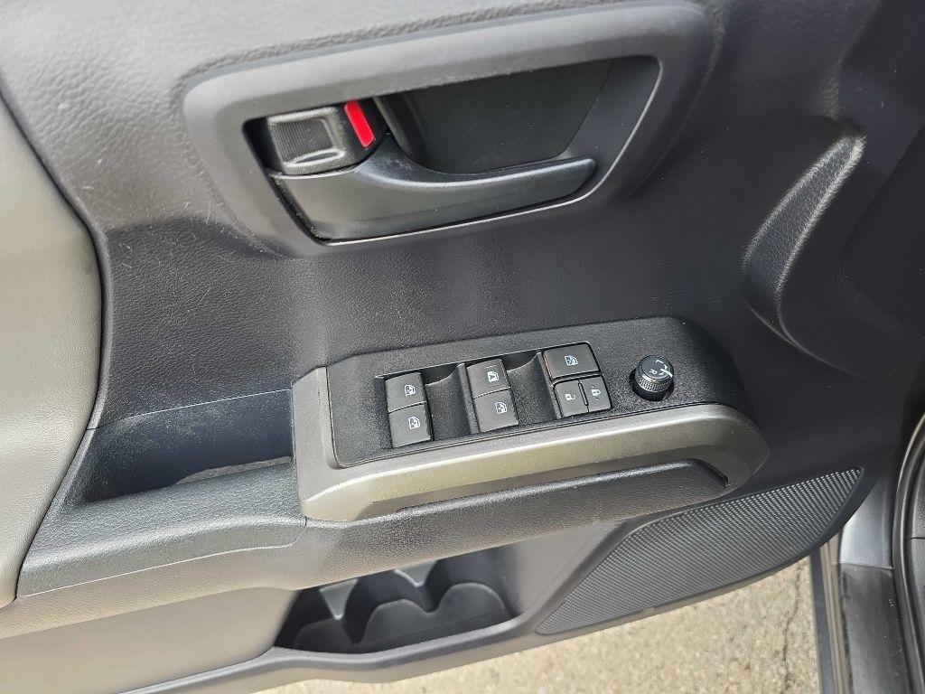 Toyota Tacoma 4WD  2020