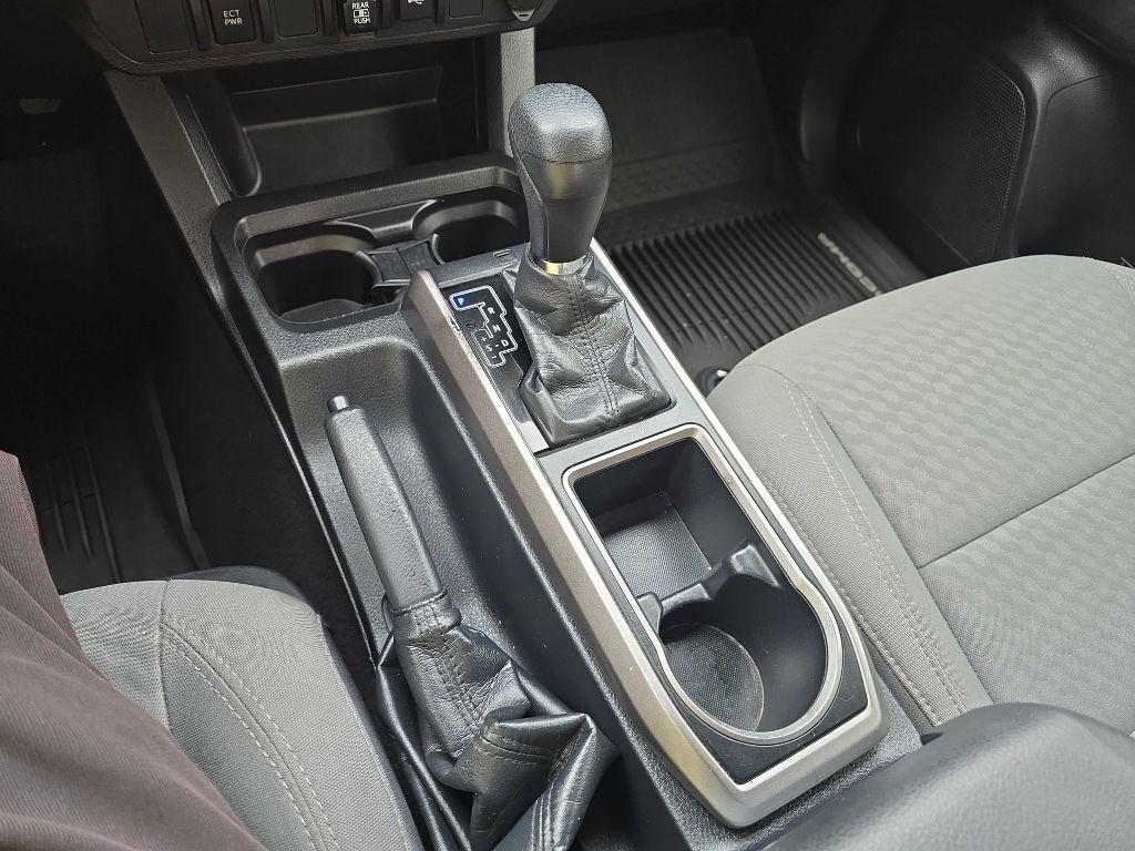 Toyota Tacoma 4WD  2020