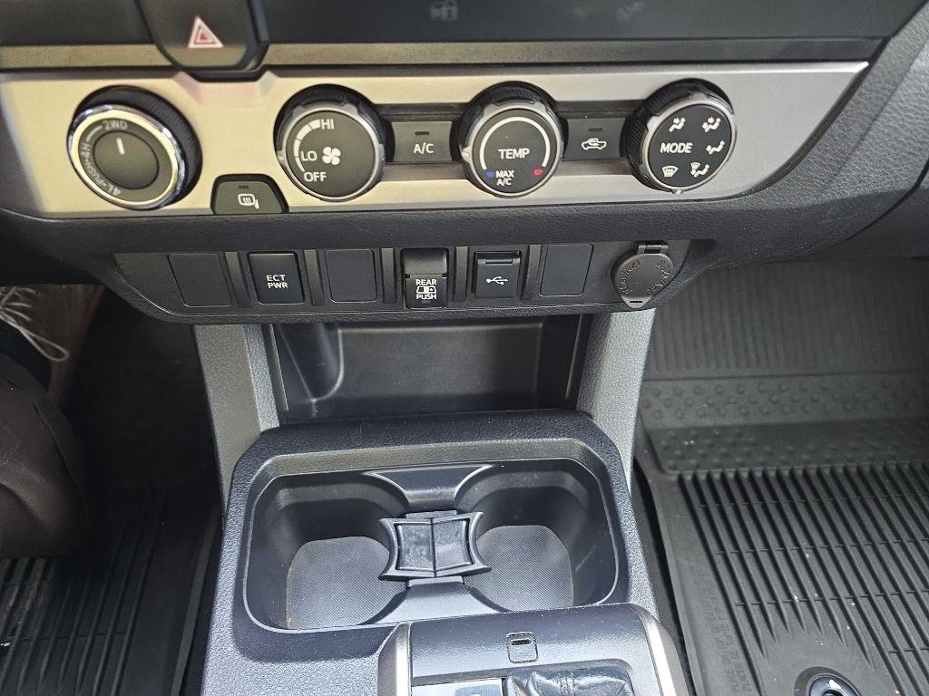 Toyota Tacoma 4WD  2020