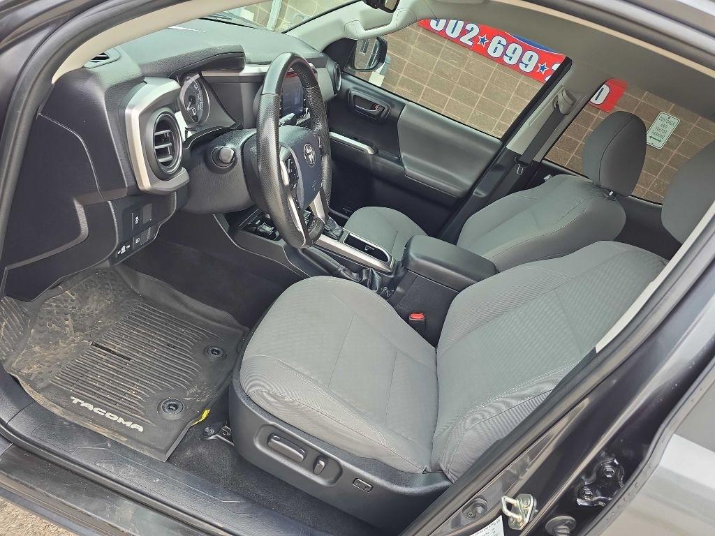 Toyota Tacoma 4WD  2020