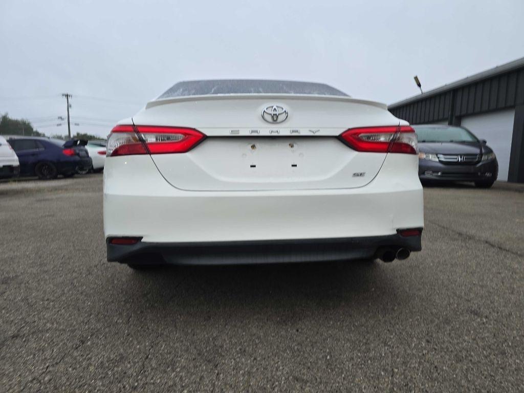 Toyota Camry XLE Auto (Natl) 2018