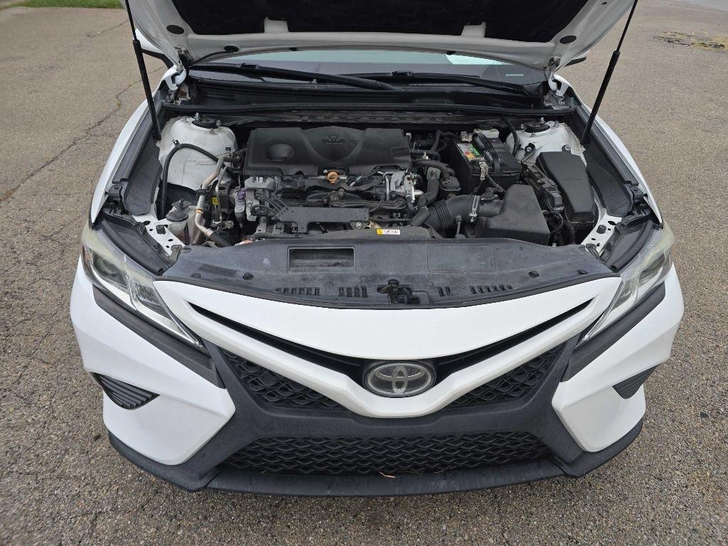 Toyota Camry XLE Auto (Natl) 2018
