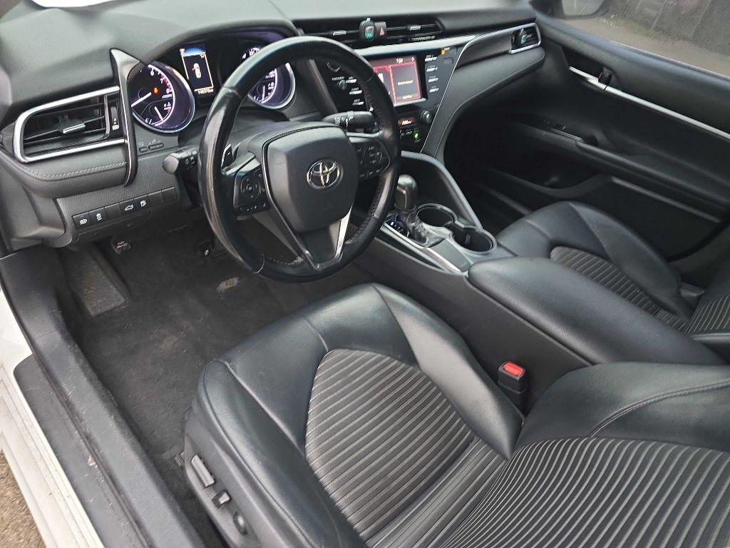 Toyota Camry XLE Auto (Natl) 2018
