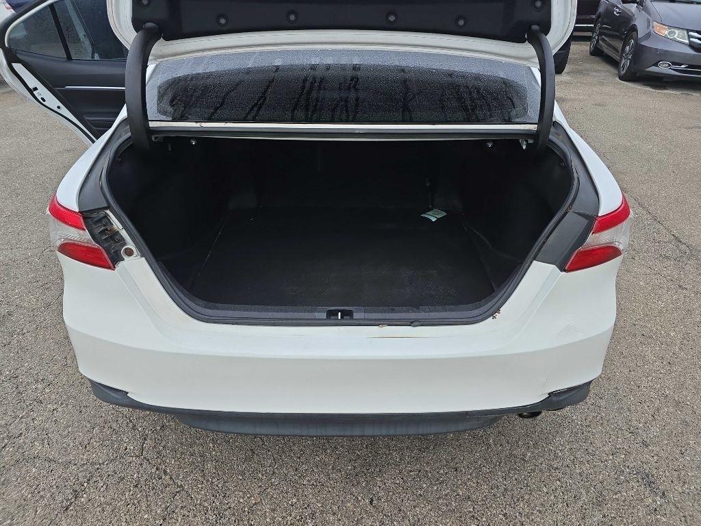 Toyota Camry XLE Auto (Natl) 2018