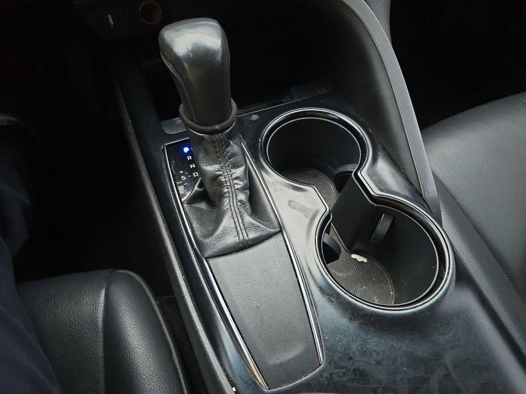 Toyota Camry XLE Auto (Natl) 2018