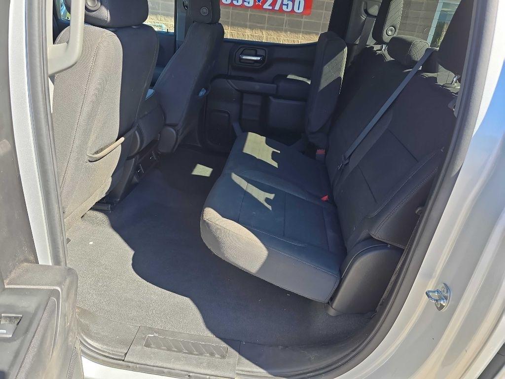 Chevrolet Silverado 1500 4WD Crew Cab 147" Custom 2022