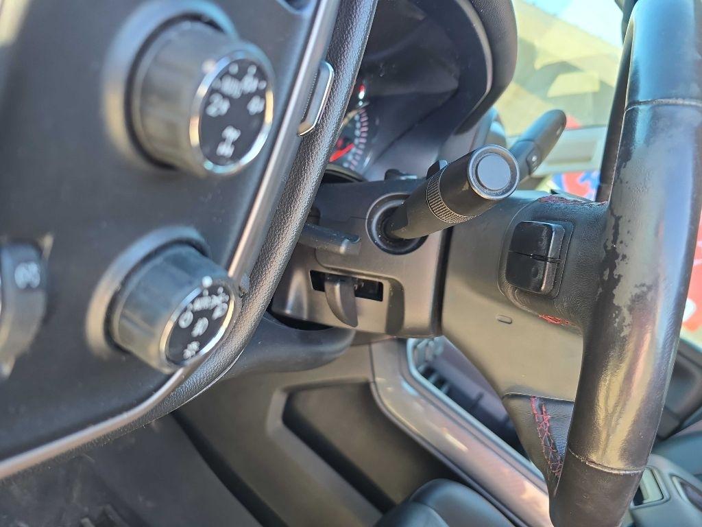 GMC Sierra 1500 4WD Crew Cab 143.5" SLT 2014