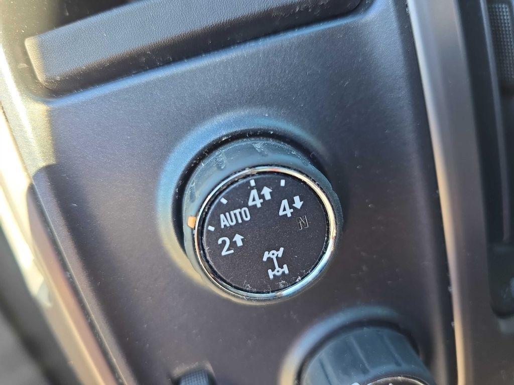GMC Sierra 1500 4WD Crew Cab 143.5" SLT 2014