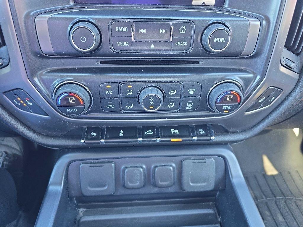 GMC Sierra 1500 4WD Crew Cab 143.5" SLT 2014