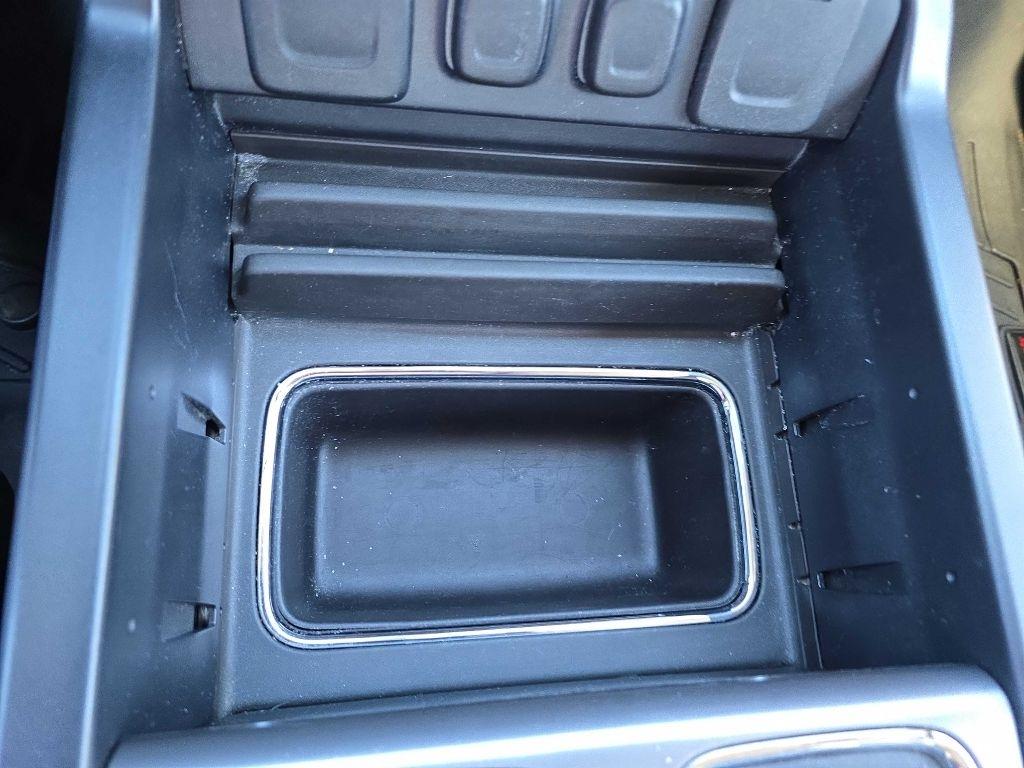 GMC Sierra 1500 4WD Crew Cab 143.5" SLT 2014