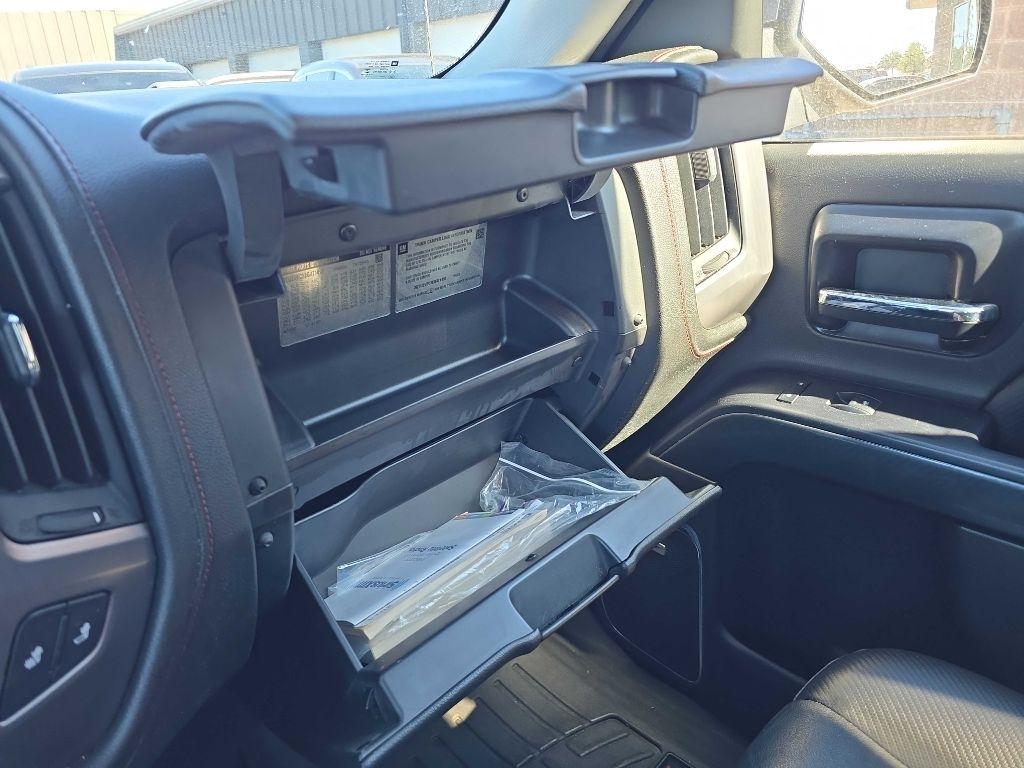 GMC Sierra 1500 4WD Crew Cab 143.5" SLT 2014