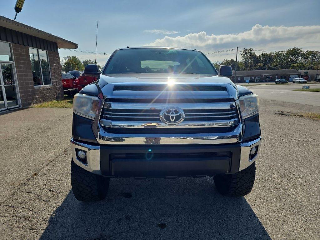 Toyota Tundra 4WD  2017