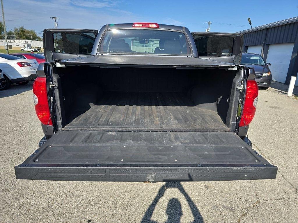 Toyota Tundra 4WD  2017