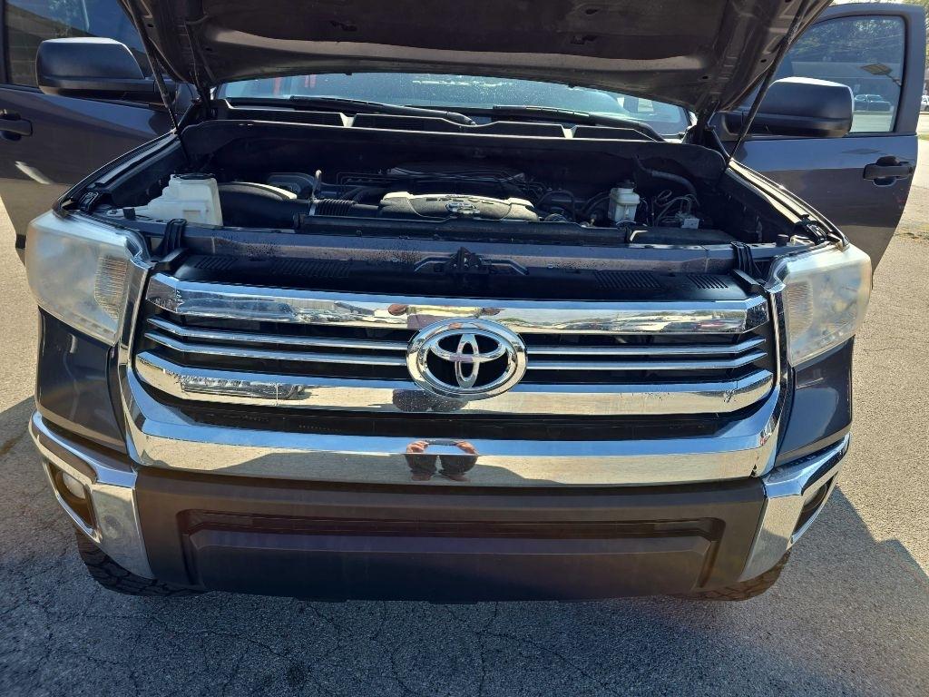 Toyota Tundra 4WD  2017