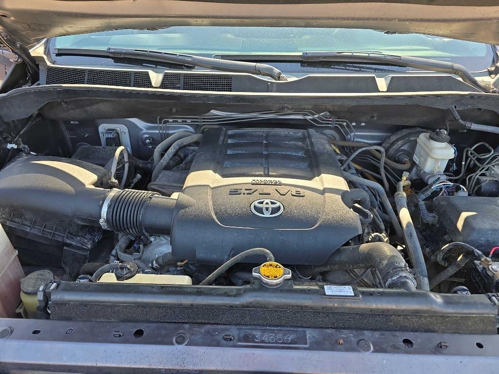 Toyota Tundra 4WD  2017