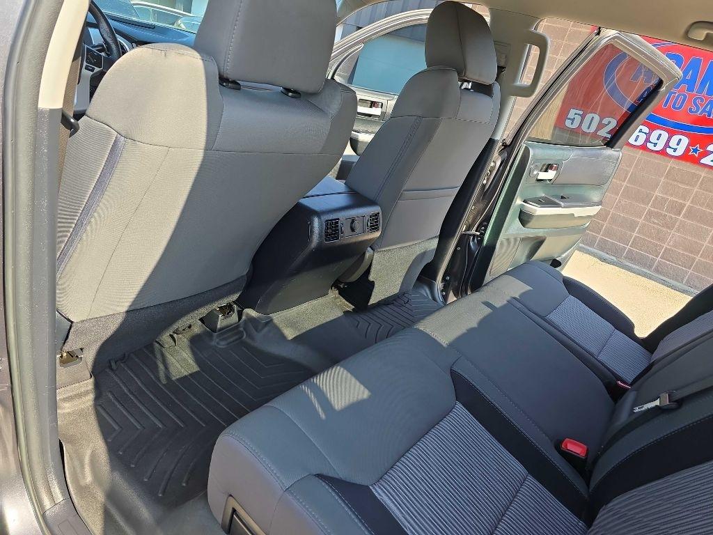 Toyota Tundra 4WD  2017