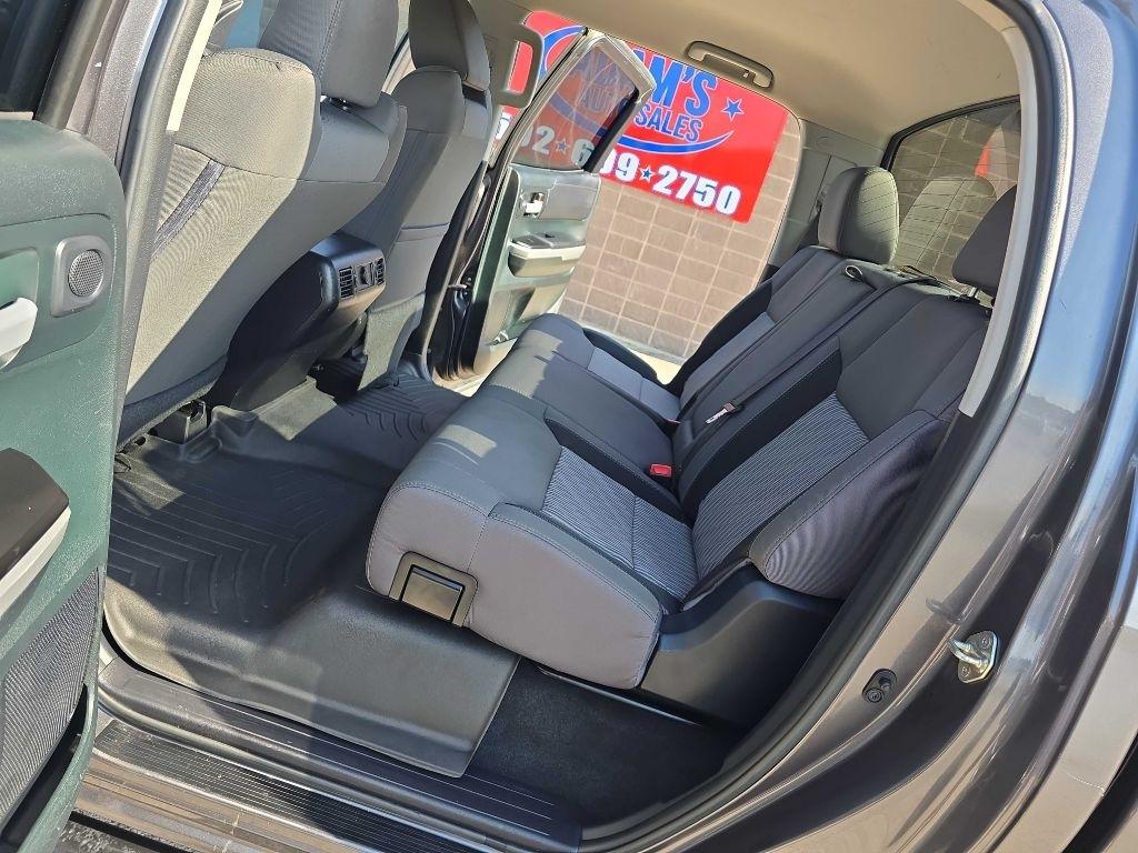 Toyota Tundra 4WD  2017