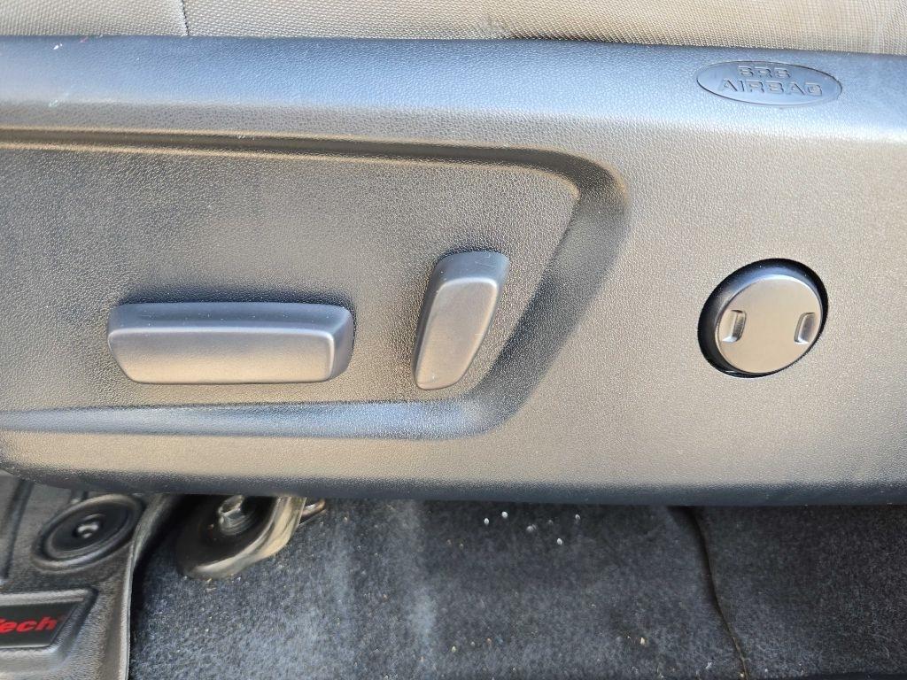 Toyota Tundra 4WD  2017