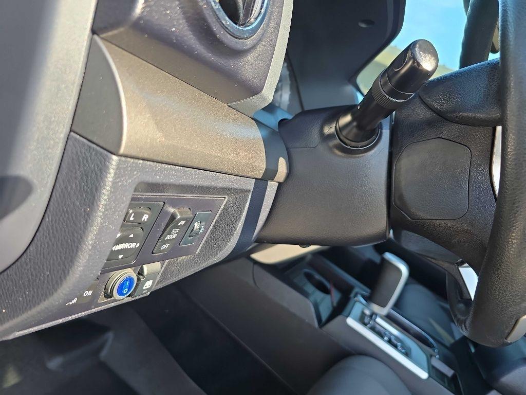 Toyota Tundra 4WD  2017
