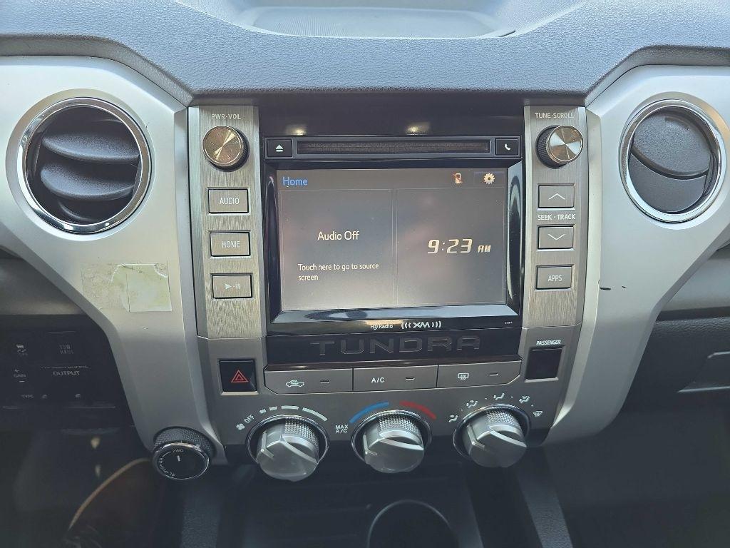 Toyota Tundra 4WD  2017