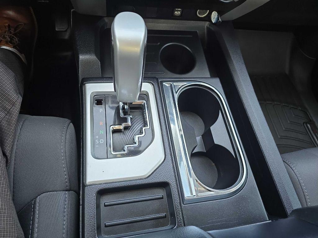 Toyota Tundra 4WD  2017