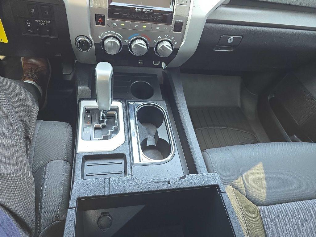 Toyota Tundra 4WD  2017
