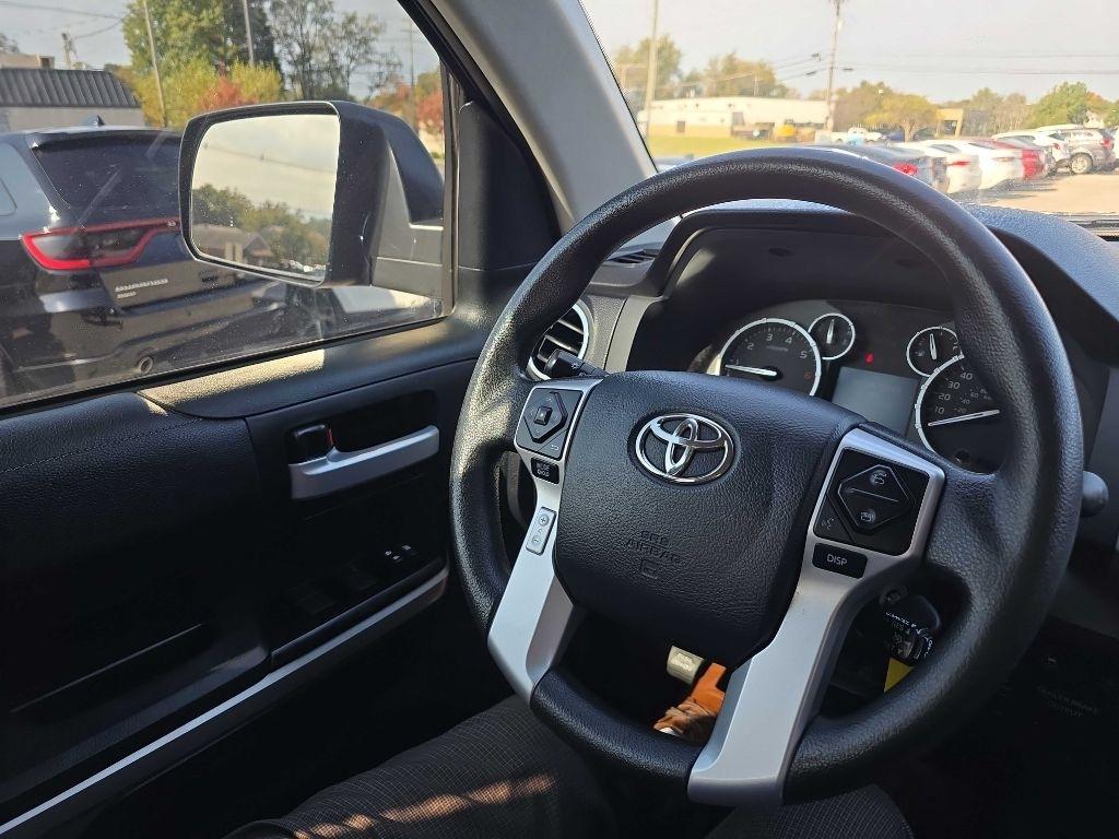 Toyota Tundra 4WD  2017