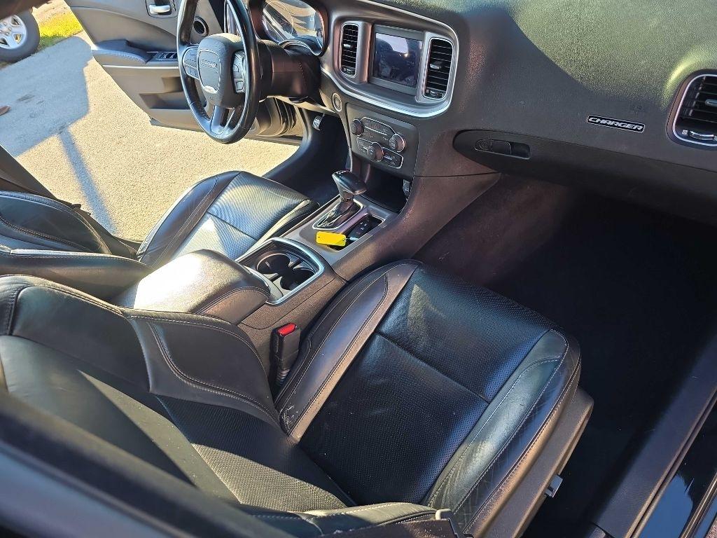 Dodge Charger SXT Plus 4D Sedan 2021