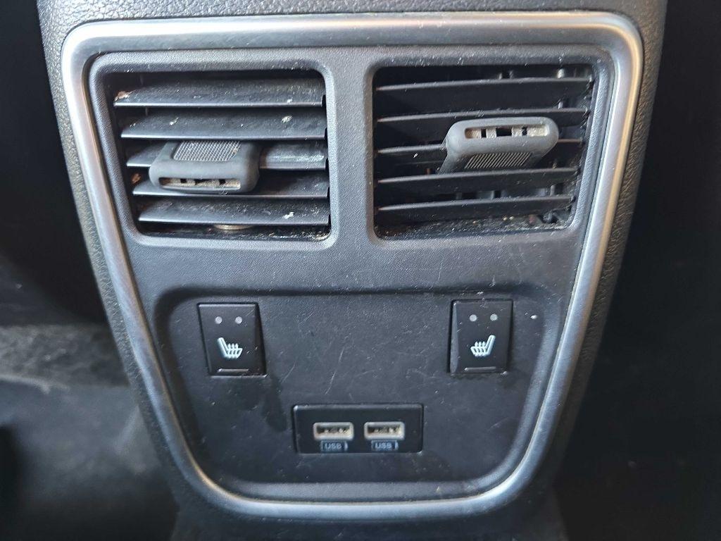 Dodge Charger SXT Plus 4D Sedan 2021
