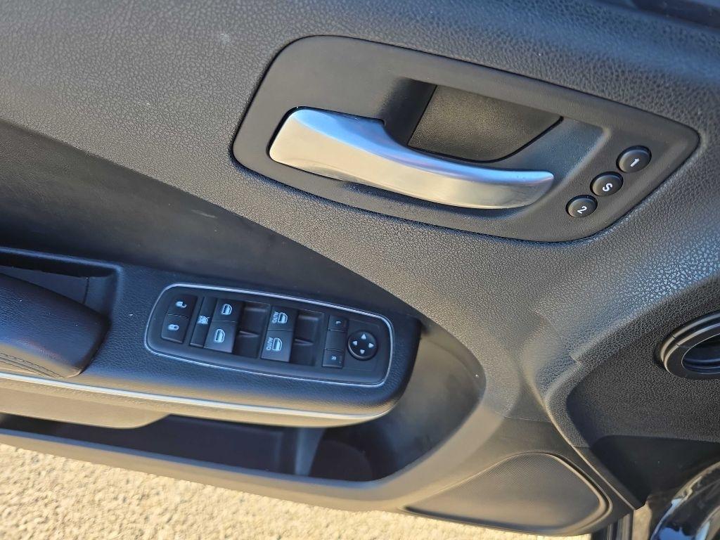 Dodge Charger SXT Plus 4D Sedan 2021