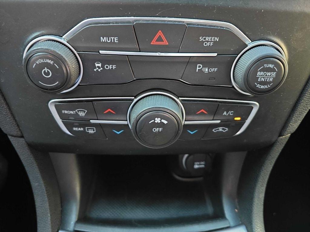 Dodge Charger SXT Plus 4D Sedan 2021