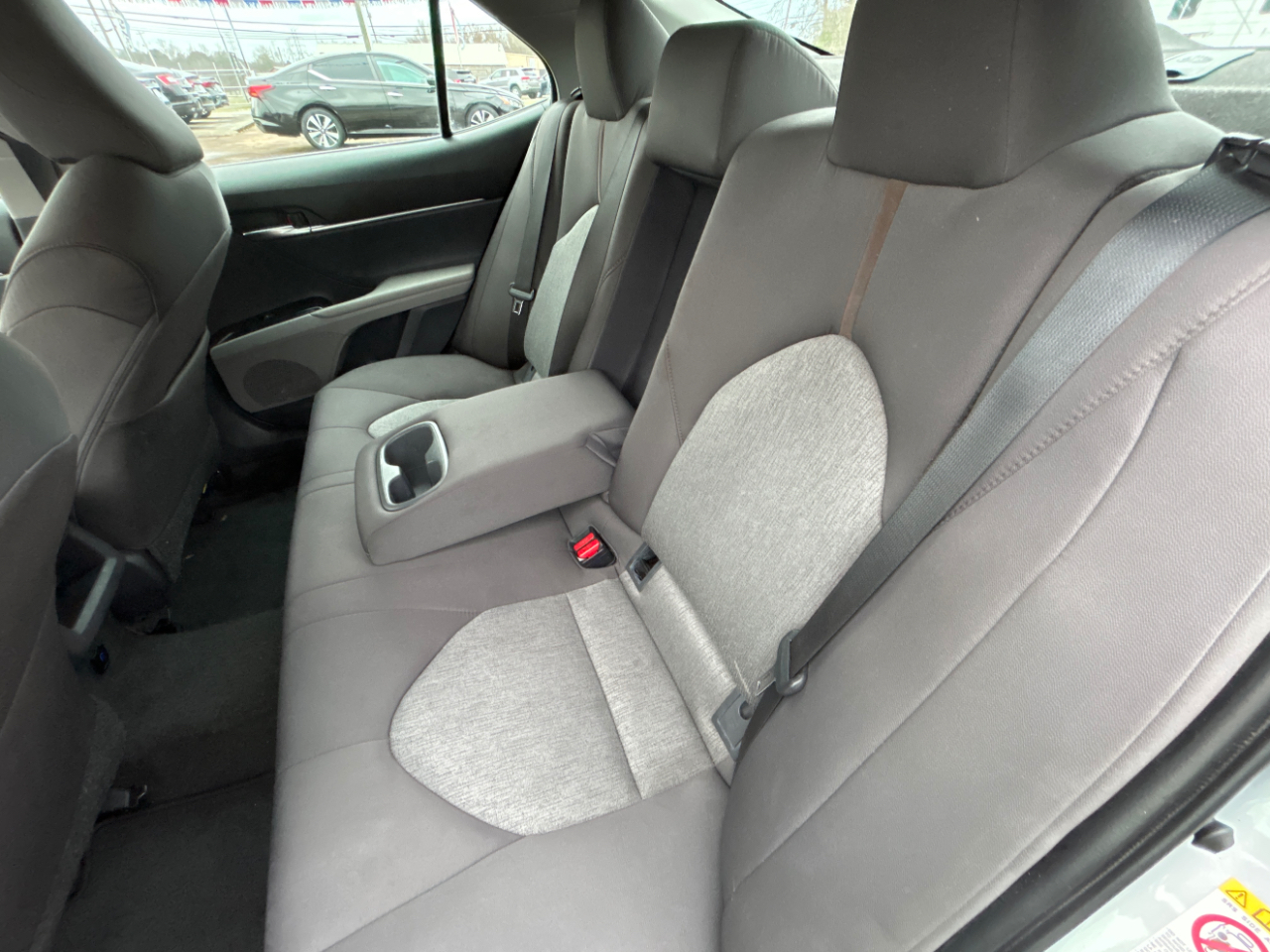 Toyota Camry LE Auto (Natl) 2019