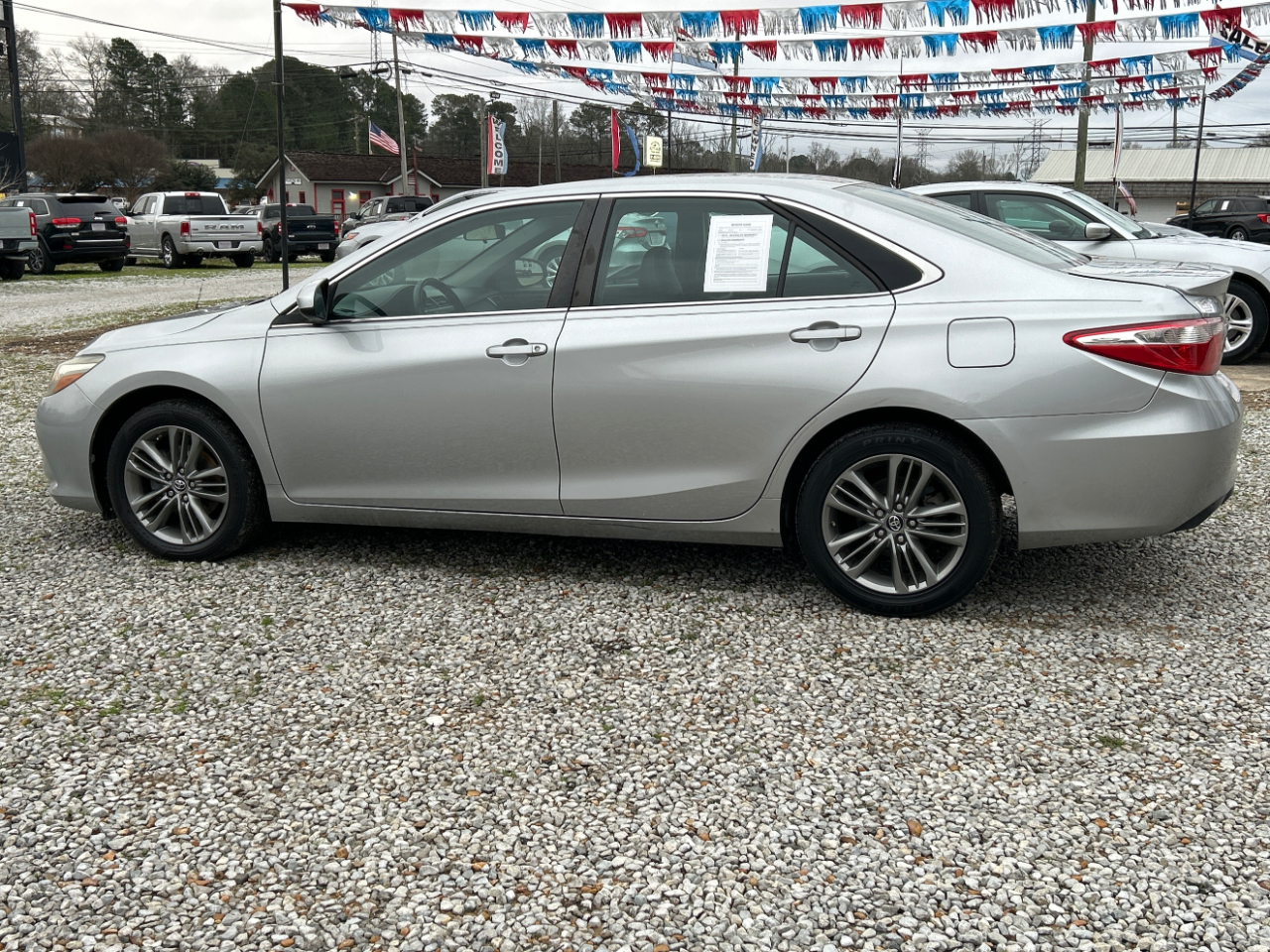 Toyota Camry SE 2017