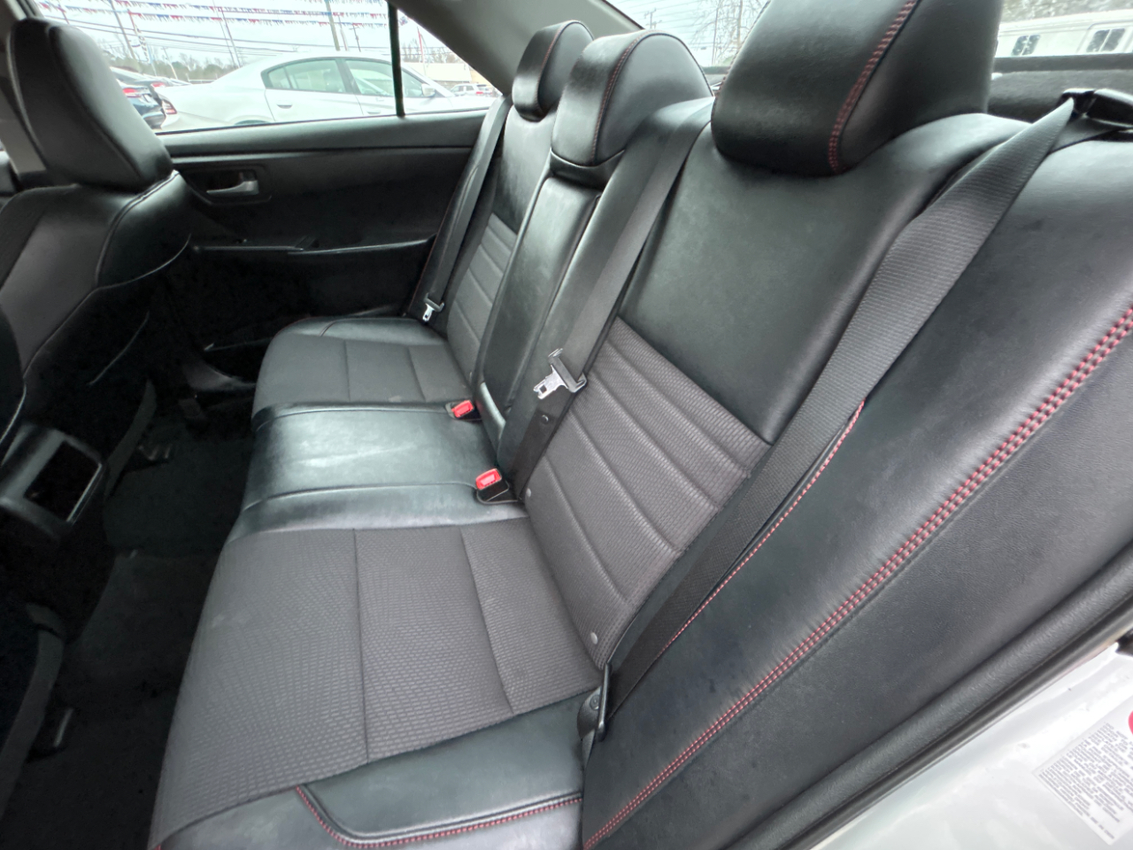 Toyota Camry SE 2017