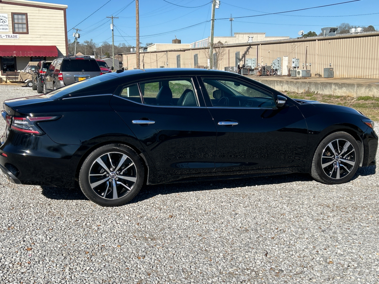 Nissan Maxima SV CVT 2022