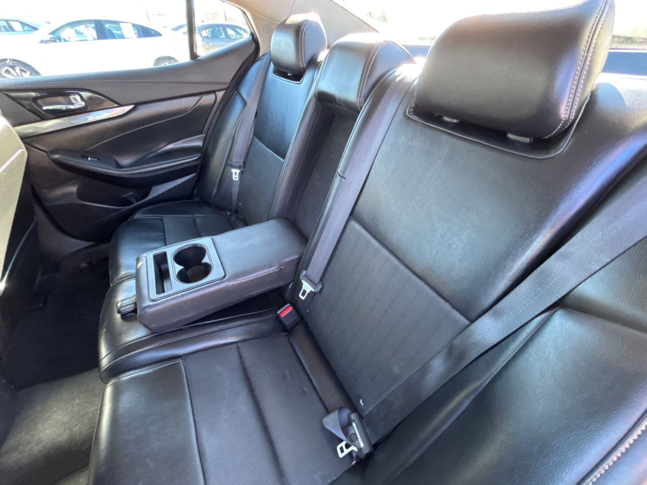 Nissan Maxima SV CVT 2022