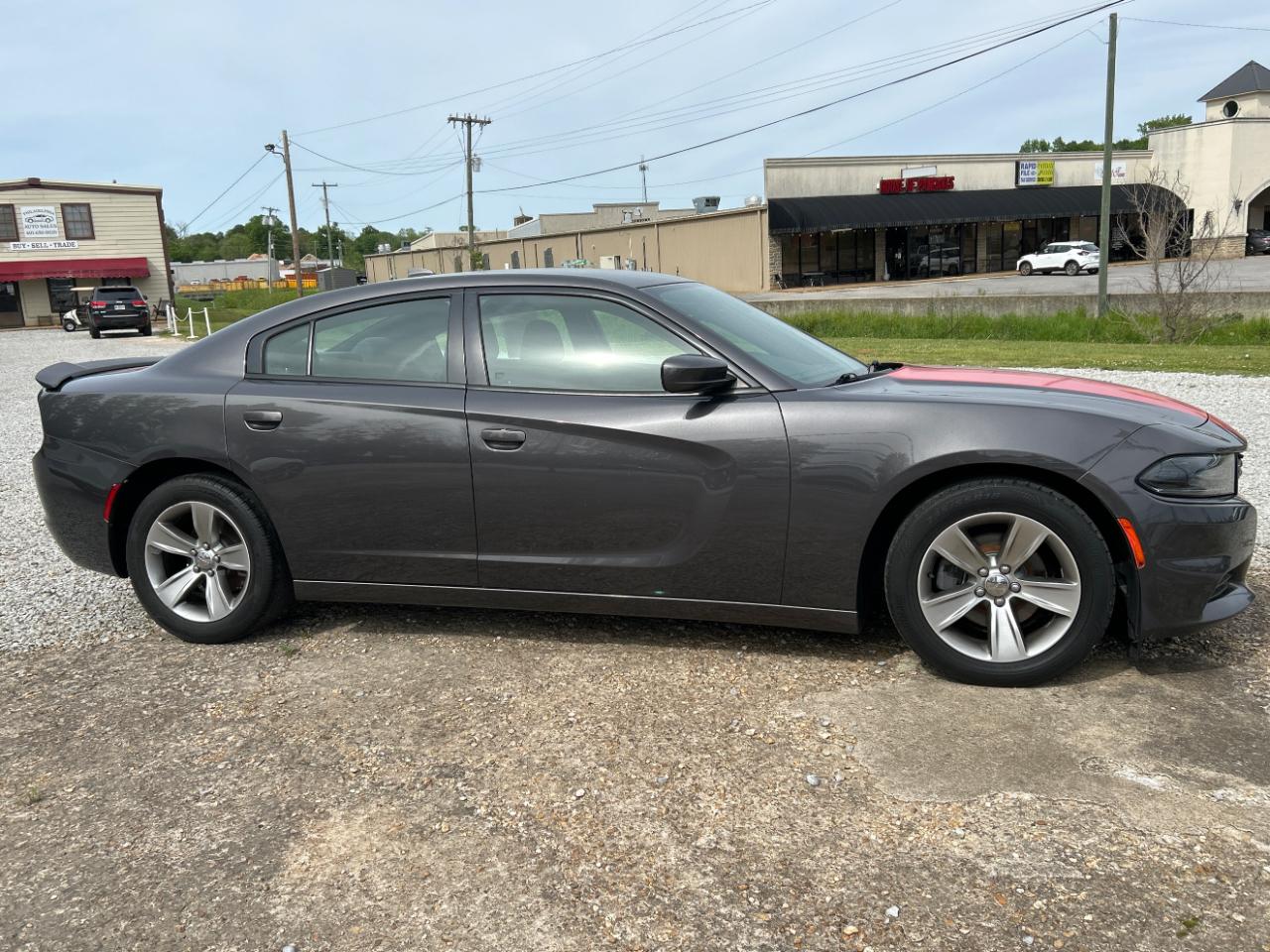 Dodge Charger 4dr Sdn SXT RWD 2016