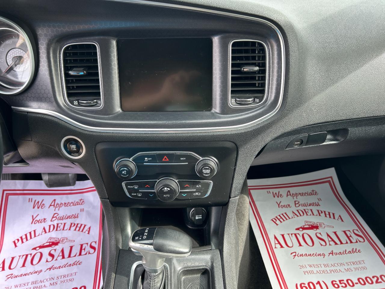 Dodge Charger 4dr Sdn SXT RWD 2016