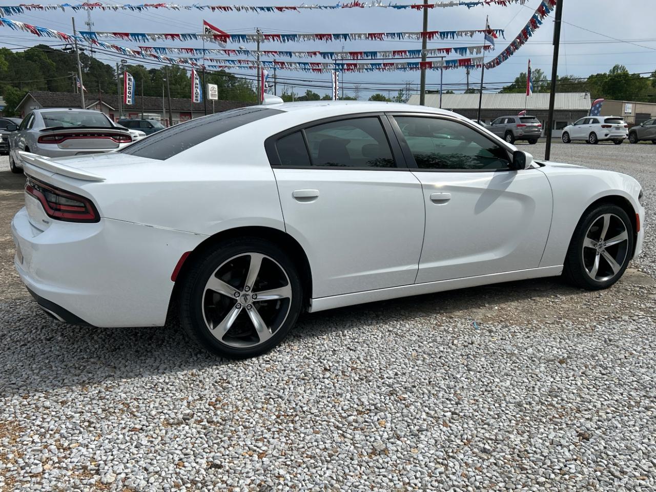Dodge Charger SXT RWD 2017