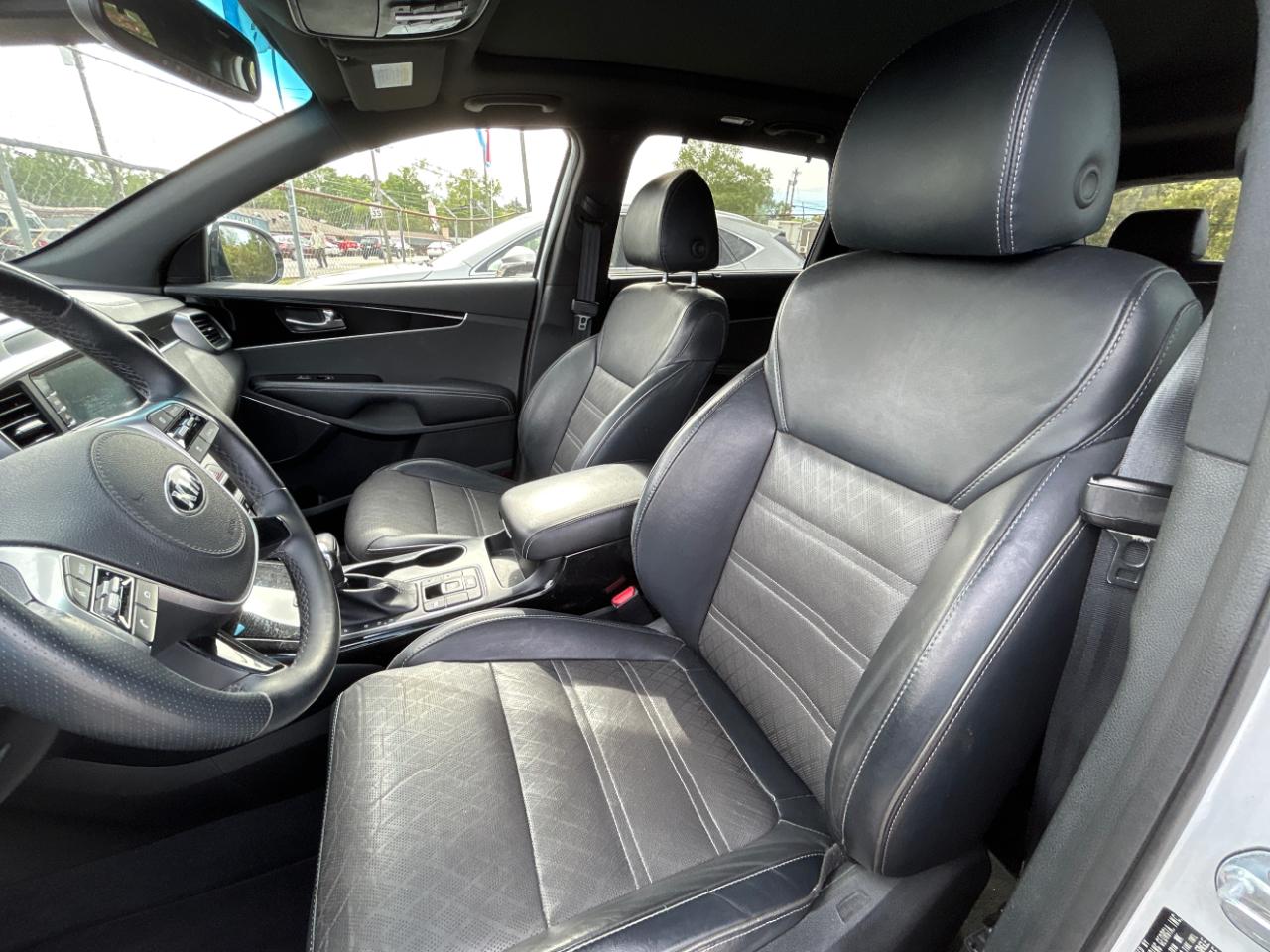 Kia Sorento SX Limited V6 FWD 2019