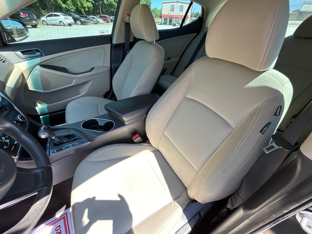 Kia Optima 4dr Sdn LX 2015