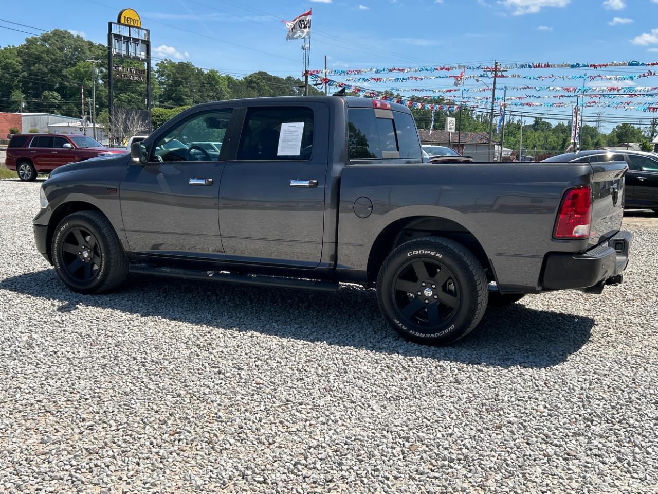 RAM 1500 2WD Crew Cab 149" SLT 2016