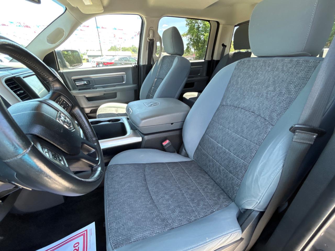 RAM 1500 2WD Crew Cab 149" SLT 2016