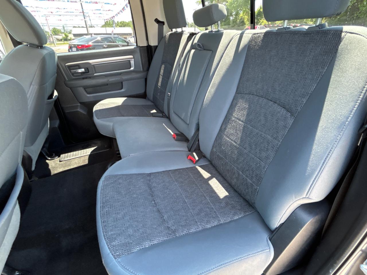 RAM 1500 2WD Crew Cab 149" SLT 2016