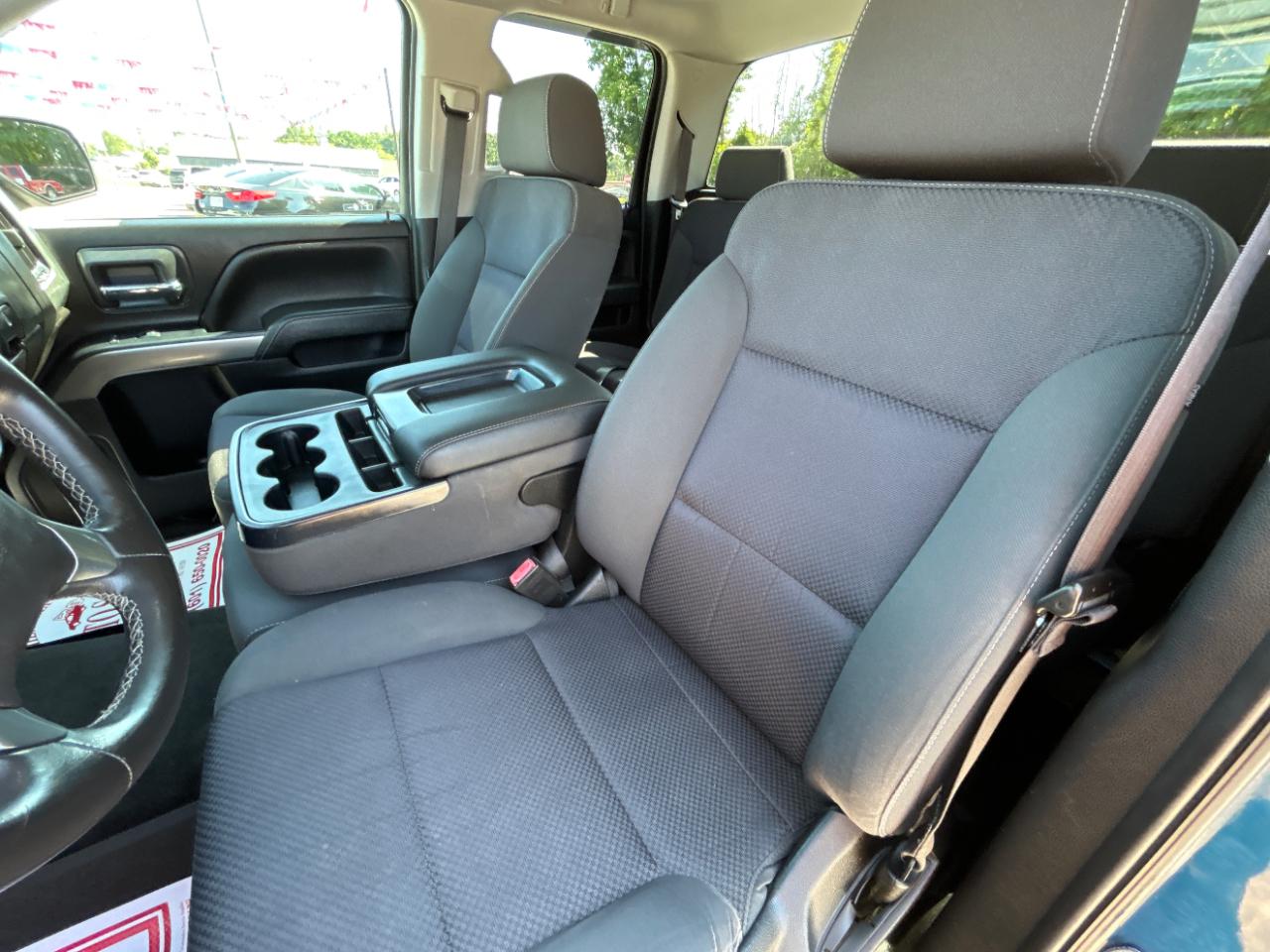 Chevrolet Silverado 1500 4WD Double Cab 143.5" LT w/1LT 2018