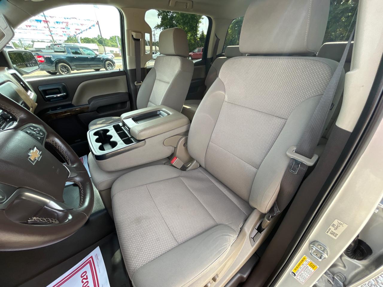 Chevrolet Silverado 1500 4WD Crew Cab 143.5" LT w/1LT 2017