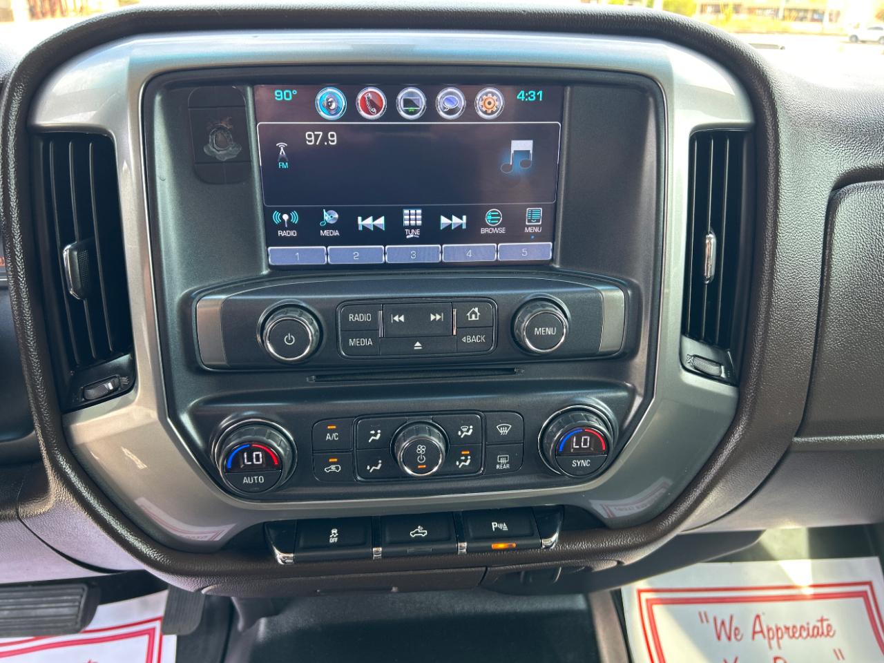 Chevrolet Silverado 1500 4WD Crew Cab 143.5" LT w/1LT 2017