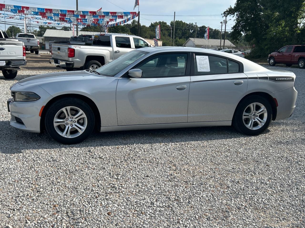 2022 Dodge Charger SXT RWD